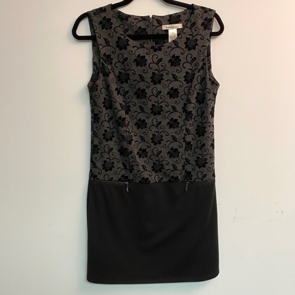 Laundry Black and Gray floral print shift dress